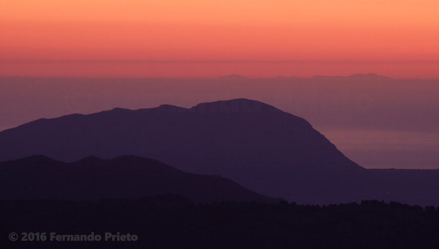 Montgó y Mallorca desde Aitana