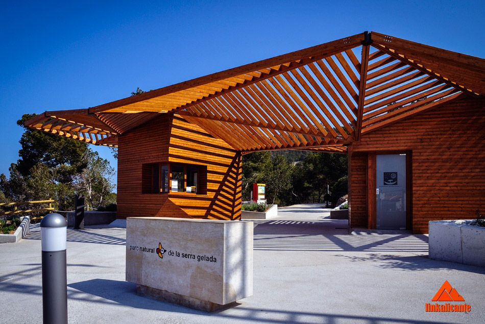 Punto de Información, inicio de la ruta del Faro de l'Albir