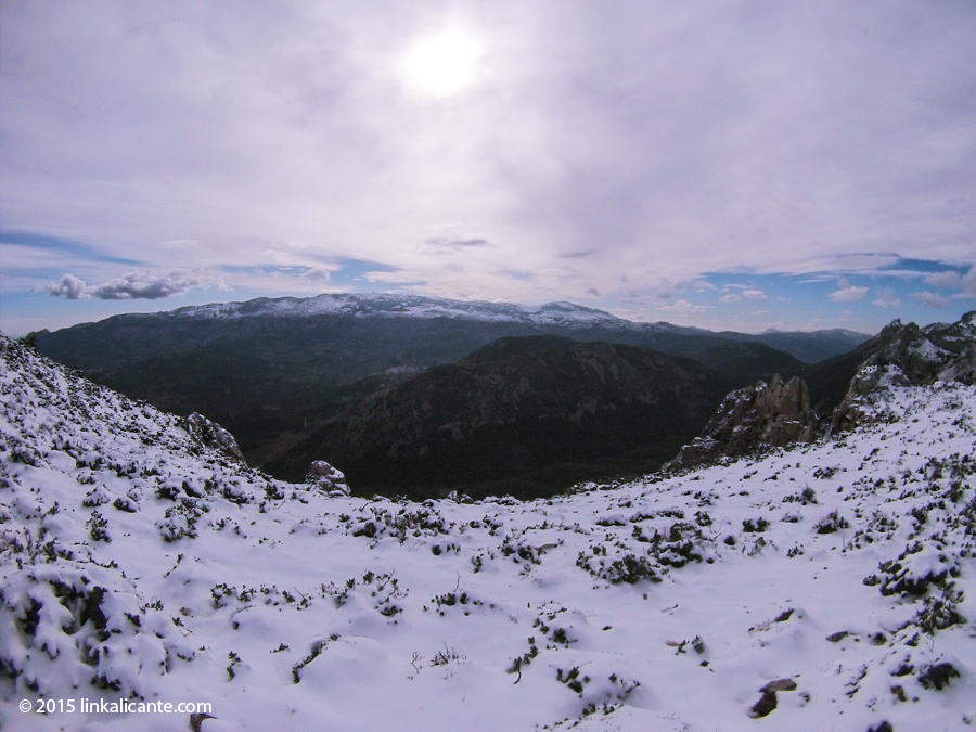 Pla de la Casa con nieve - senderismo Alicante