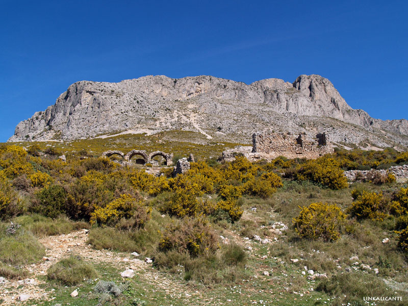 Fort de Bèrnia desde el Algar