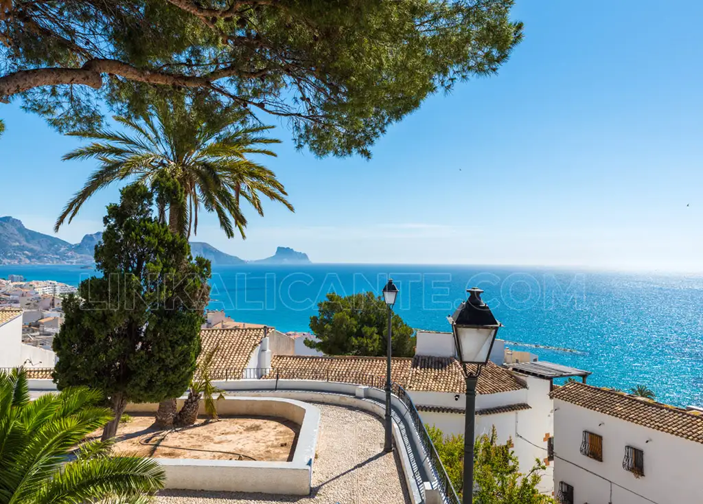 Plaza Francesc Martínez i Martínez, Altea