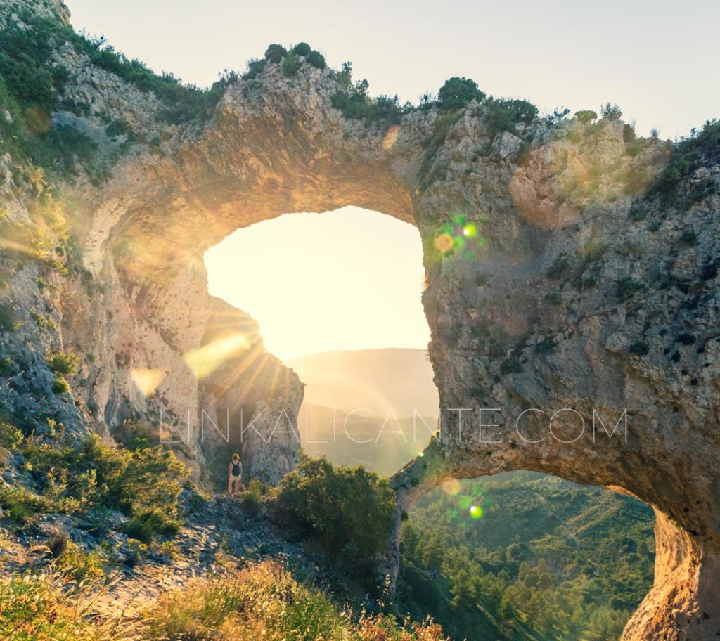 Ruta de Els Arcs dels Atanços, Castell de Castells