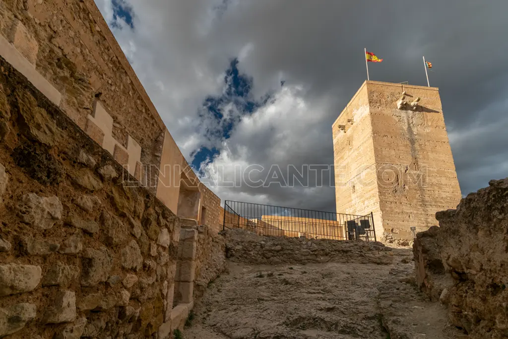 biar-que-ver-castillo-torre-homenaje