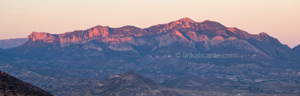 Sierra del Cabeçó d'Or al atardecer