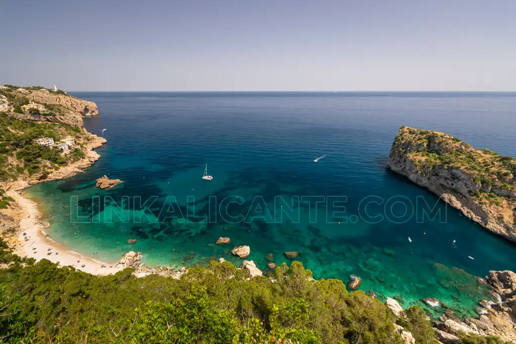 Cala Ambolo, Jávea