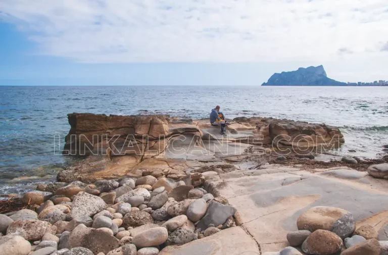 Cala Punta Estrella o Cap Blanc, la calita escondida de Moraira 19 Cala Baladrar, Benissa
