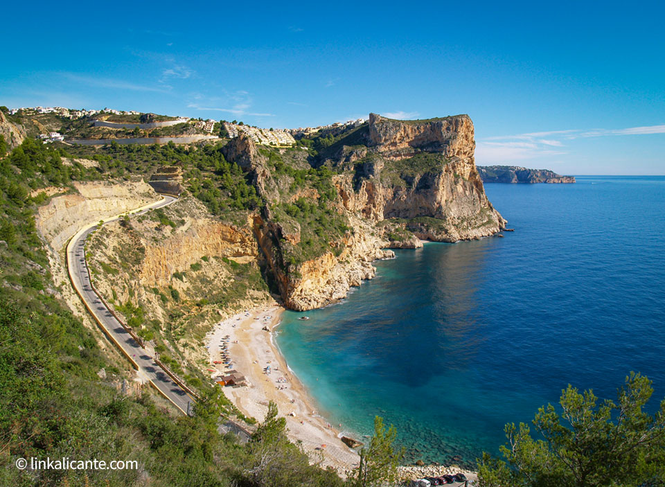 Cala Moraig, ruta de los acantilados de Benitatxell