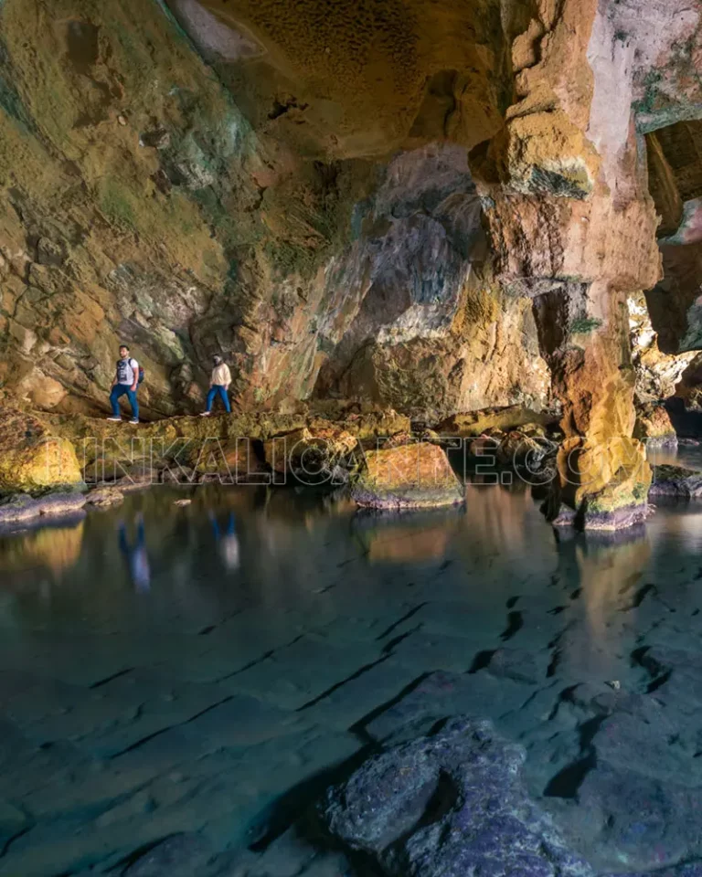La Cova Tallada, un lugar fascinante entre Dénia y Jávea (Alicante)