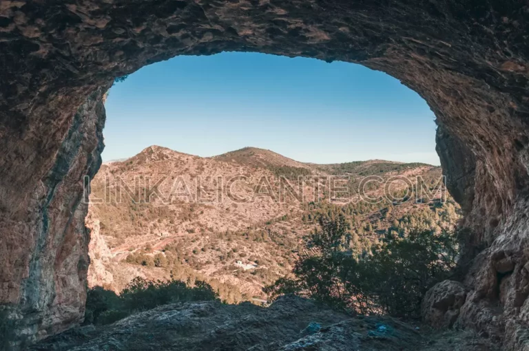 cueva-garganta-senija-marina-alta