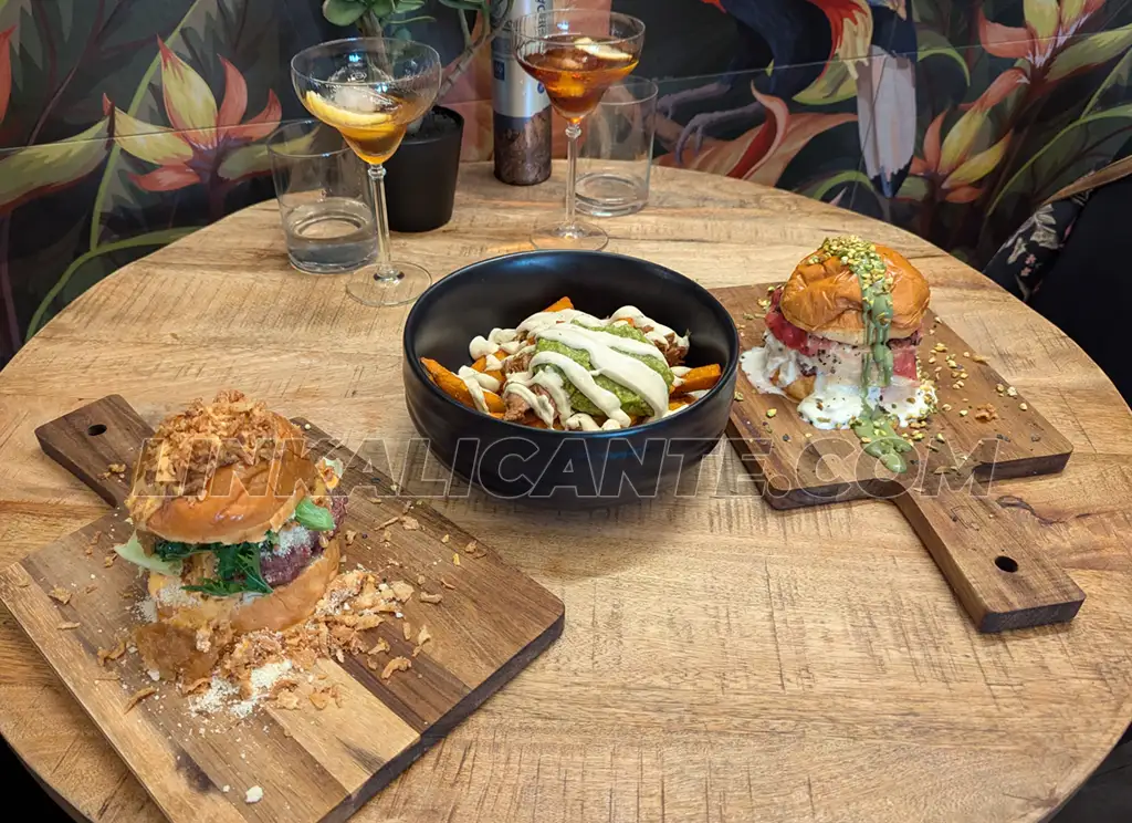 Ruta burger por Alicante: nuestras 6 Hamburgueserías favoritas 9 Hamburguesas de La Plaza by Borja