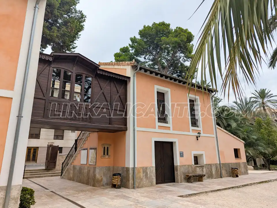 Qué ver en Elche, 15 imprescindibles para un día o fin de semana 13 Museo del Palmeral, Elche