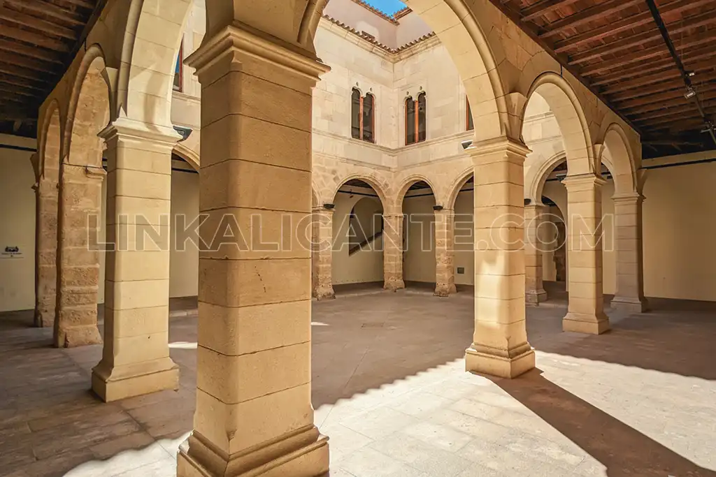 Palacio - Fortaleza del Marqués de Dos Aguas, Onil