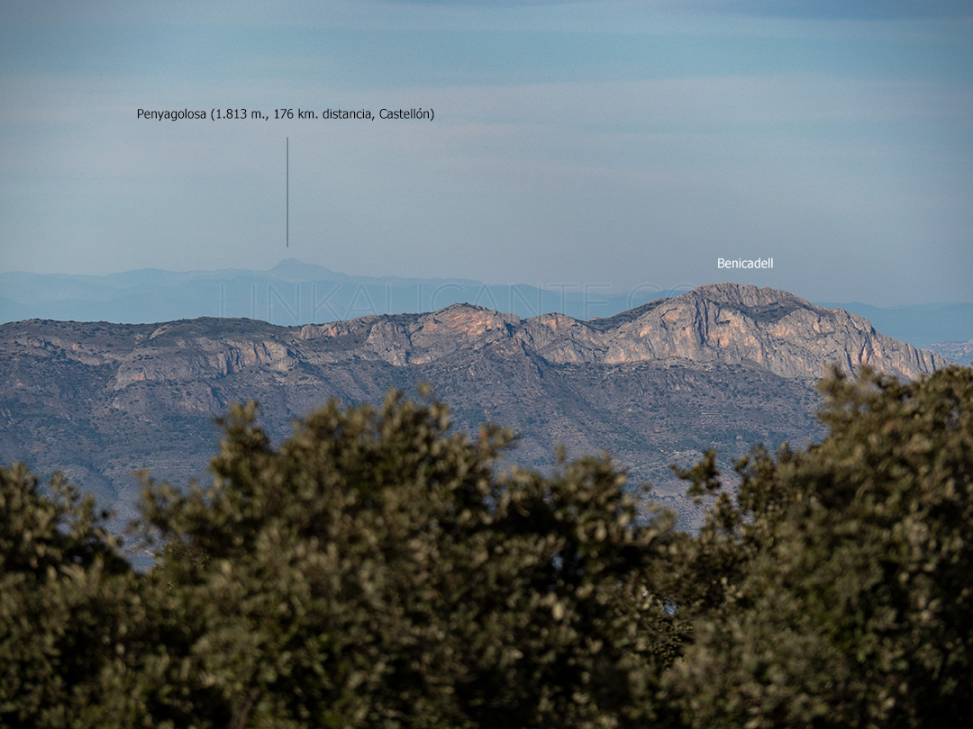 Penyagolosa desde la Serra dels Plans (Alicante)