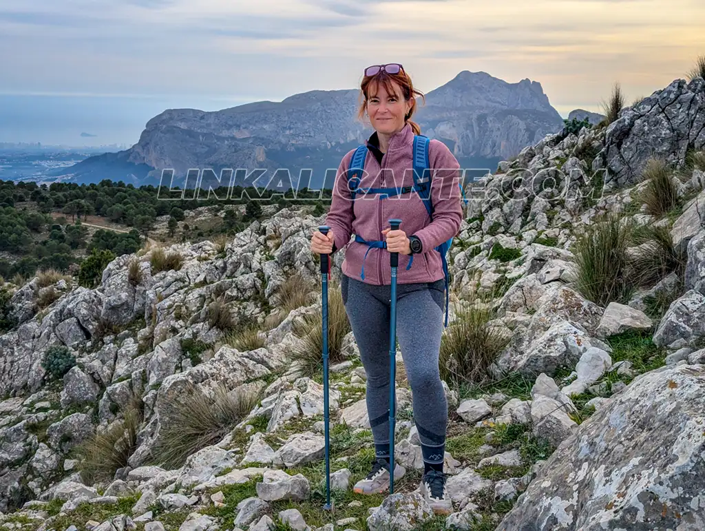 Xortà desde Bolulla, por el Barranc del Negre 8 Penya Alta de la Xortà, 1219 m.