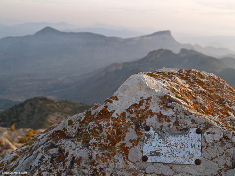 Pico del Maigmó desde Balcón de Alicante