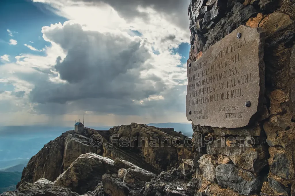 pico-penyagolosa-inscripcion-cumbre-mas-alta-comunidad-valenciana