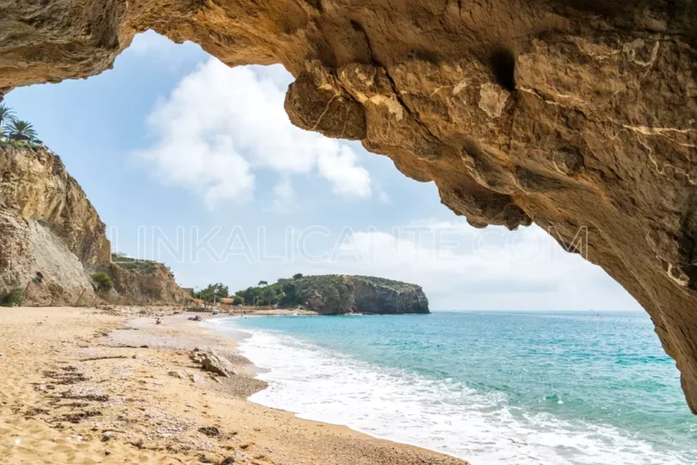 Playa del Bol Nou, Villajoyosa