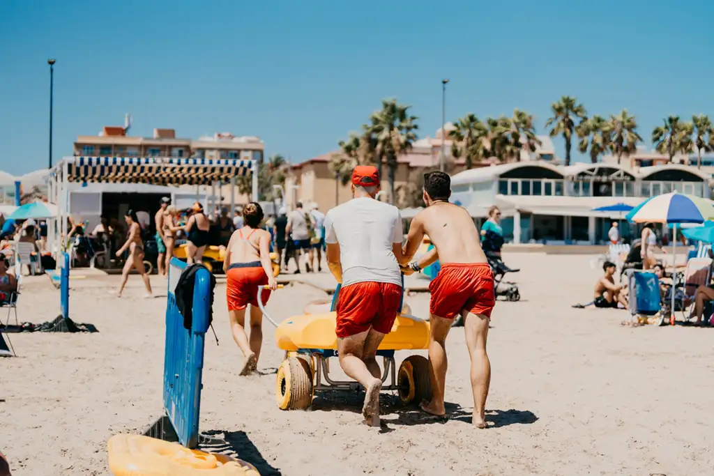 València mira al Mediterráneo: planes para vivir la ciudad junto al mar 3 Playa inclusiva, Malvarrosa, València