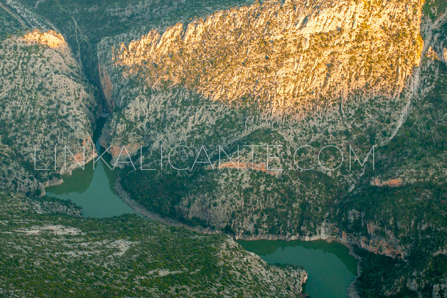 Embalse de Isbert - Vall de Laguar