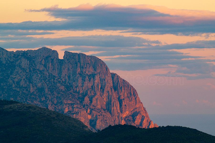 Puig Campana al atardecer