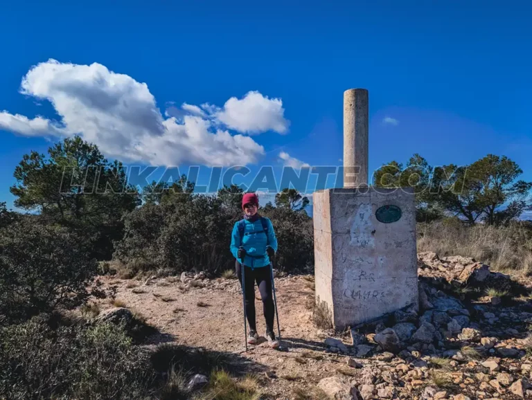 Artículos Recientes 2 Vértice Geodésico de La Replana (Castalla)