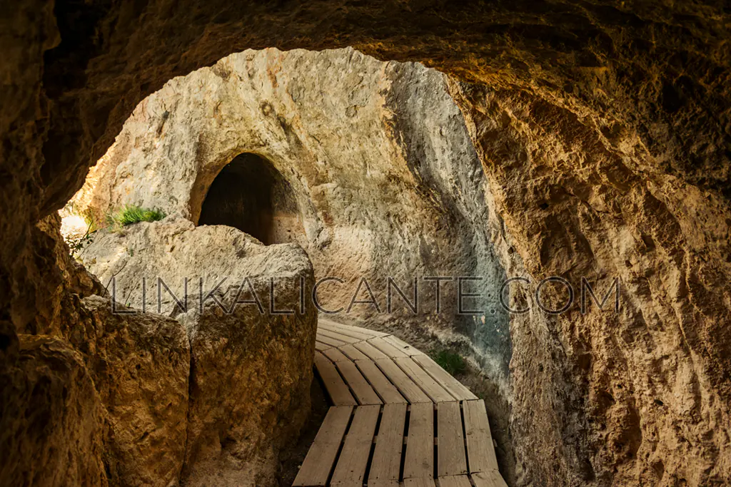 route-aqueduct-pena-corta-streets-valencia-03