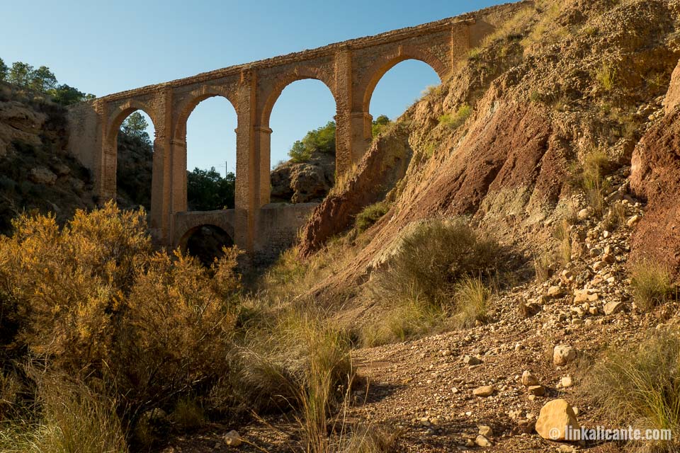 Acueducto de los Cinco Ojos, Aspe