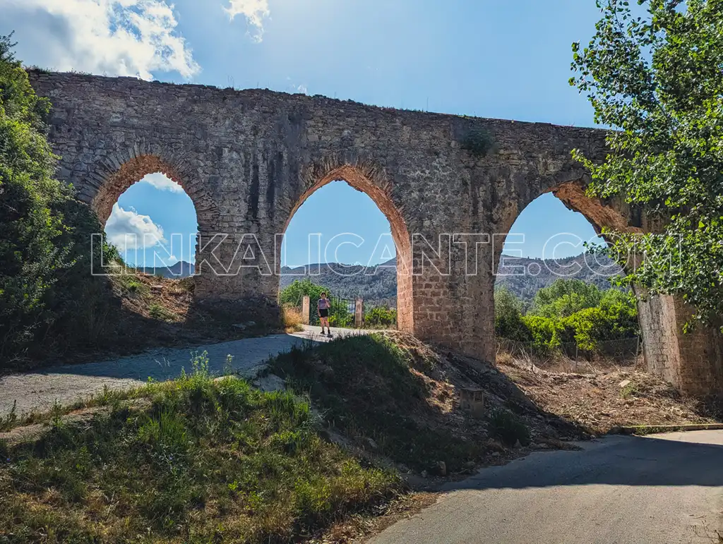 Ruta Cova Negra y Estret de les Aigües, Xàtiva-Bellús