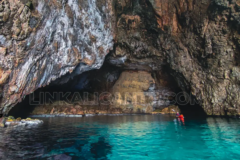 Ruta en kayak Cova dels Òrguens de Jávea