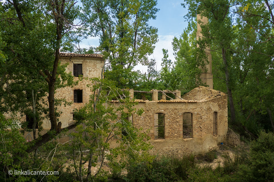 La Fábrica de Blanes, ruta del nacimiento del Vinalopó