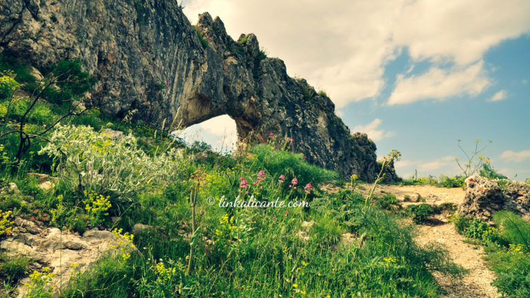 Ruta de la Penya Foradà de Vall de Gallinera