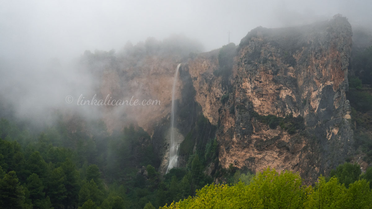 El Salt de Alcoi, cascada en el Río Barxell